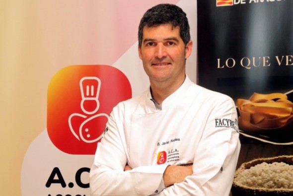 Javier Ro,  presidente de la Asociación de Cocineros de Aragón (ACA) y maestro del cordero del Grupo Pastores: “El Jamón de Teruel y el ternasco asado no pueden faltar en las mesas navideñas”