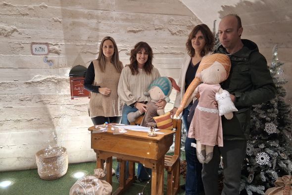 Manos turolenses para hacer  nuevos artículos de la tienda Amantes