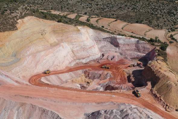 Grupo Pamesa restaura con éxito la primera fase agotada de la mina de arcillas de Seno