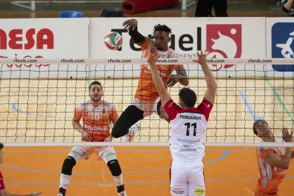 Pamesa ahuyenta sus demonios y se acostumbra de nuevo a la victoria