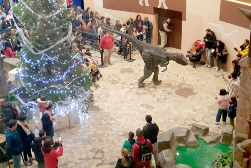 Más de 3.200 personas visitan Dinópolis durante este puente de diciembre