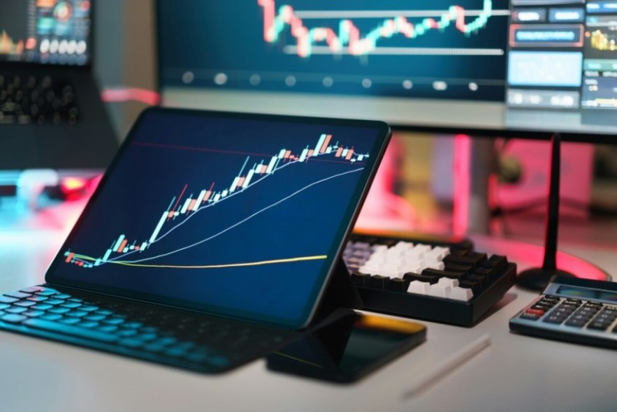 ¿Cuándo y cómo nació bitcoin?