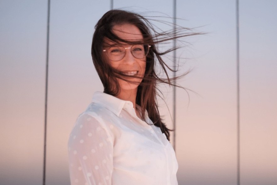 Laura Martín, logopeda especialista en voz: “Las mujeres tenemos un rol  de cuidadoras que nos lleva  a anteponer a los pacientes”