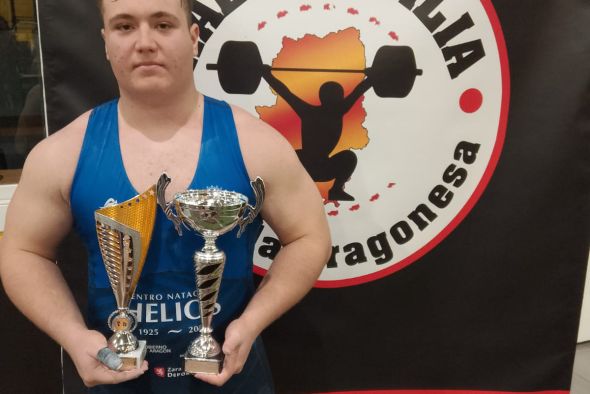 Carlos Magallón bate de nuevo los récords de Aragón de halterofilia