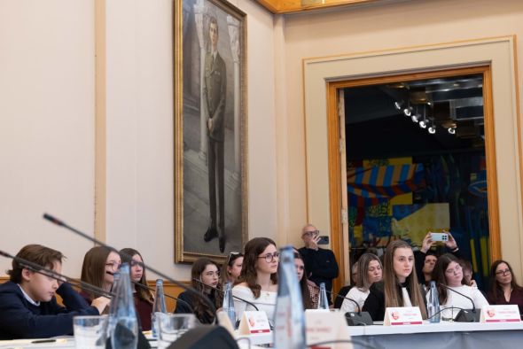 Marina Torres se incorpora al Consejo Autonómico de la Adolescencia