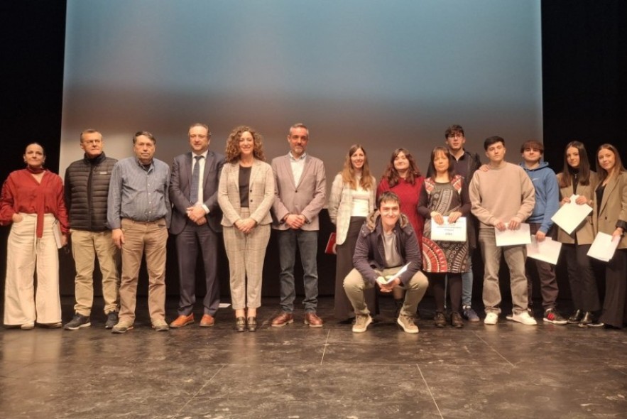 Cámara y DGA fomentan el relevo generacional en el instituto de Andorra