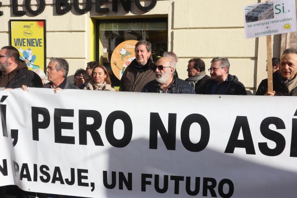 Vox pide a PP y PSOE claridad con los tratos tenidos con Forestalia