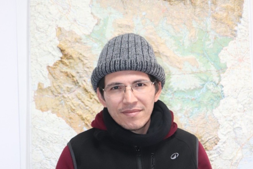 Josué Alemán, coordinador de la Agenda Latinoamericana: “Hay que contar la historia de los vencidos, de los que perdieron  su lengua y sufrieron maltratos”