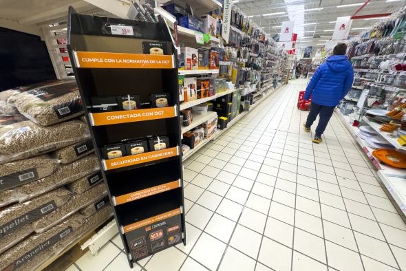 Los turolenses esperan a las últimas semanas para hacerse con la baliza de señalización V16