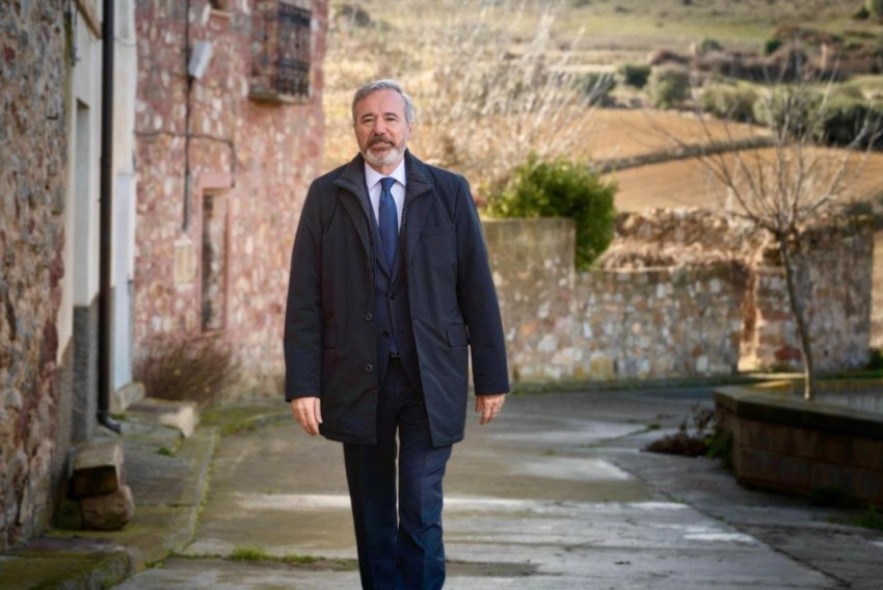 Azcón defiende, en su discurso de Fin de Año, más y mejores servicios públicos y una financiación más justa