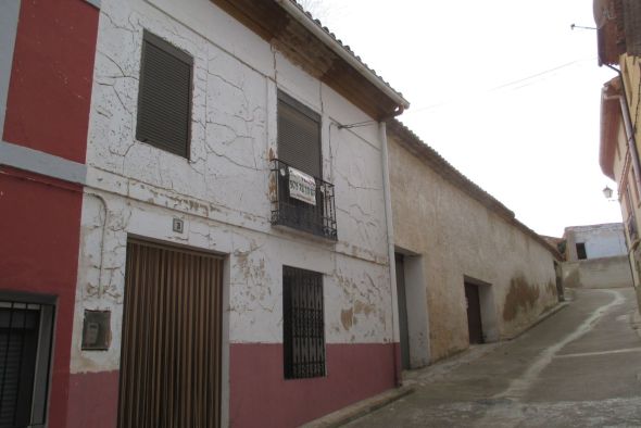 La falta de vivienda impide la llegada de 16 familias a la comarca del Jiloca desde septiembre