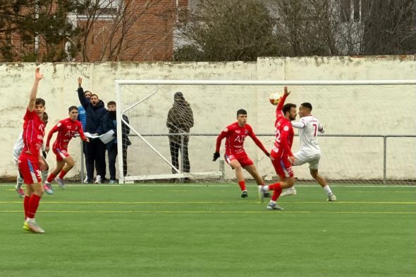 El Utrillas empieza el año ganando por vez primera en la temporada (2-1)
