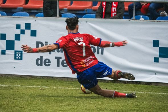 El Teruel prepara el viaje a Tarragona en cuadro en la zona de vanguardia