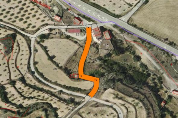 Valjunquera inicia la rehabilitación de  sus caminos rurales dañados por la dana