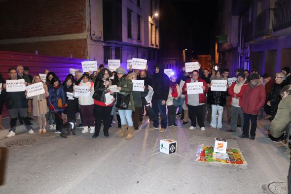 Un juego de la oca simboliza el periplo de los afectados por San Francisco 21