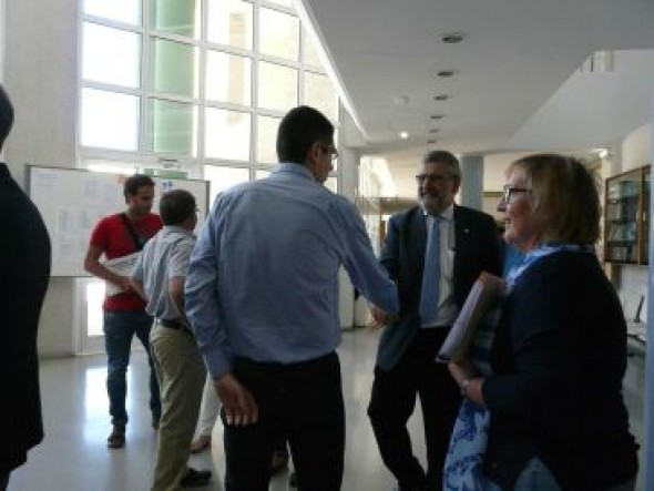 El rector visita Teruel para buscar soluciones a Magisterio y UGT reclama incentivos y establidad para el profesorado