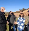 Bayona anuncia en su visita al Sabinar de Olalla que habrá inversiones en los bosques maduros aragoneses