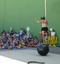 El festival Carabolas, el único de títeres y clown de Teruel, reúne en Bronchales  a 3.000 espectadores