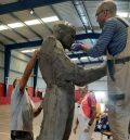 Una escultura colectiva homenajea a Pablo Serrano en Crivillén