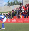 La hinchada rojilla se alía con el equipo para llevarlo en volandas