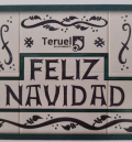 El Ayuntamiento de Teruel felicitará las navidades con la postal 'Callejón navideño', que refleja la cerámica local