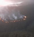 El incendio en el flanco de Teruel está en fase de estabilización, aunque preocupa que el viento del sur pueda reactivarlo