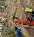 Rescatan a una senderista valenciana tras resbalar y caer al río en el Parrizal de Beceite