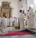 El obispo de Teruel y Albarracín ordena sacerdote a Alfonso Torcal en la iglesia de Caminreal