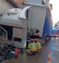 Un camión se empotra contra una vivienda que no estaba ocupada en la travesía de Híjar