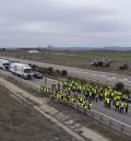 Las protestas de los agricultores cortaron de nuevo la circulación en la Autovía Mudéjar este domingo