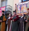 Las representaciones teatrales entretienen a pobladores y visitantes en la mañana del sábado de Bodas