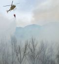 Una quema de rastrojos, posible causa de un incendio entre Albalate y Ariño que ya está controlado