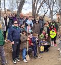 Jornada de plantación de árboles alrededor del cauce del Jiloca a su paso por Villafranca