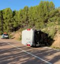 La Guardia Civil de Teruel investiga al conductor de un vehículo que sufrió un sinestro vial cuando circulaba bajo la influencia de bebidas alcohólicas y de drogas en Torrevelilla