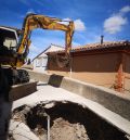 Alcaine ya ha iniciado los trabajos de reparación del socavón de la calle San Miguel