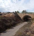 Adif se plantea derribar también puentes de la vía verde de Ojos Negros