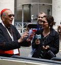 El cardenal Omella ante la elección del papa: El debate no es si debemos ser progresistas o conservadores