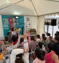La Feria del Libro y el Cómic de Teruel afronta su jornada central mirando de reojo al cielo