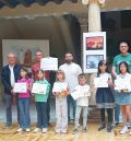 La Junta de Hermandades entrega un cheque a la asociación Autismo Teruel
