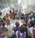 La Fundación Dinópolis enamora a los escolares con sus espectaculares fósiles