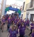 Más de 350 personas marchan contra el cáncer en Torres de Albarracín