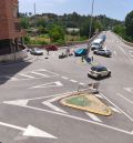 Un herido en un accidente de moto en la rotonda del puente de la Equivocación