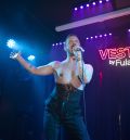 Tina X, artista queer: “Sólo soy una persona con unos pantalones, corpiño y los pezones tapados cantando sus canciones”