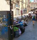 Denuncian la acumulación de basura junto a los contenedores soterrados del Centro Histórico
