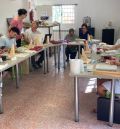 El alabastro sorprende como soporte pictórico en un curso pionero de Albalate del Arzobispo