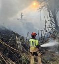 Controlado un incendio  de cañas junto al nuevo hospital de Alcañiz