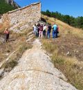 Una clase junto al anticlinal de la Fuente del Regallo de Montalbán pone fin al Congreso de Geología