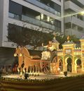 Carrozas, fútbol vaca, ofrenda  y cabezudos asientan la tradición en las fiestas de Alcañiz