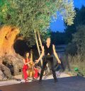 Miguel Ángel Berna y Pilar Almalé llevan ‘Entre Oliveras’ a Las Parras