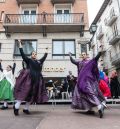 El tiempo respetó la tradición y Teruel volvió a volcarse con la fiesta de los trajes y la música regional